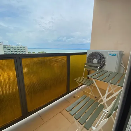 Apartman Aranyhid 911 *